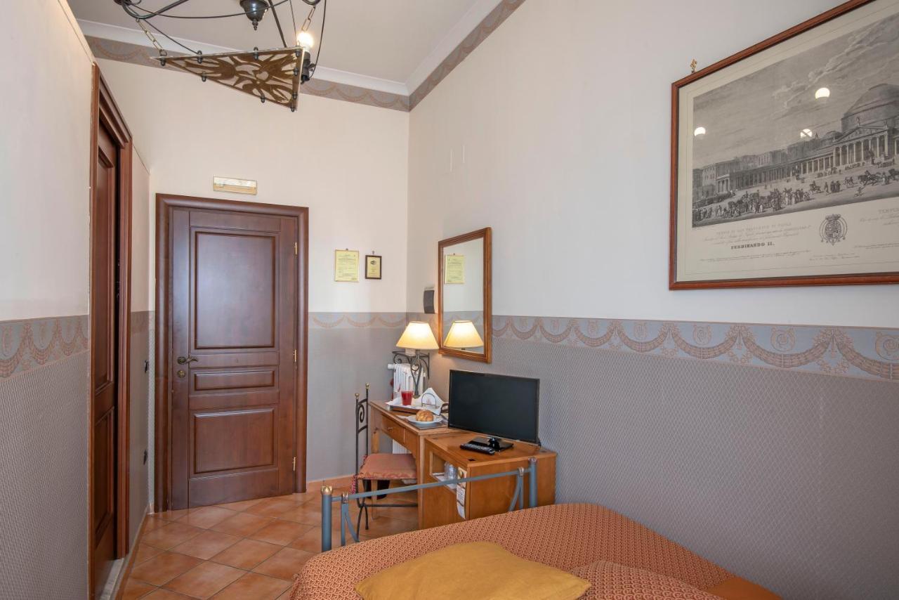 Pinto-Storey Hotel Napels Buitenkant foto