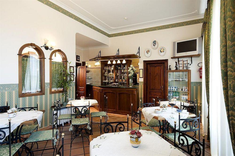 Pinto-Storey Hotel Napels Buitenkant foto